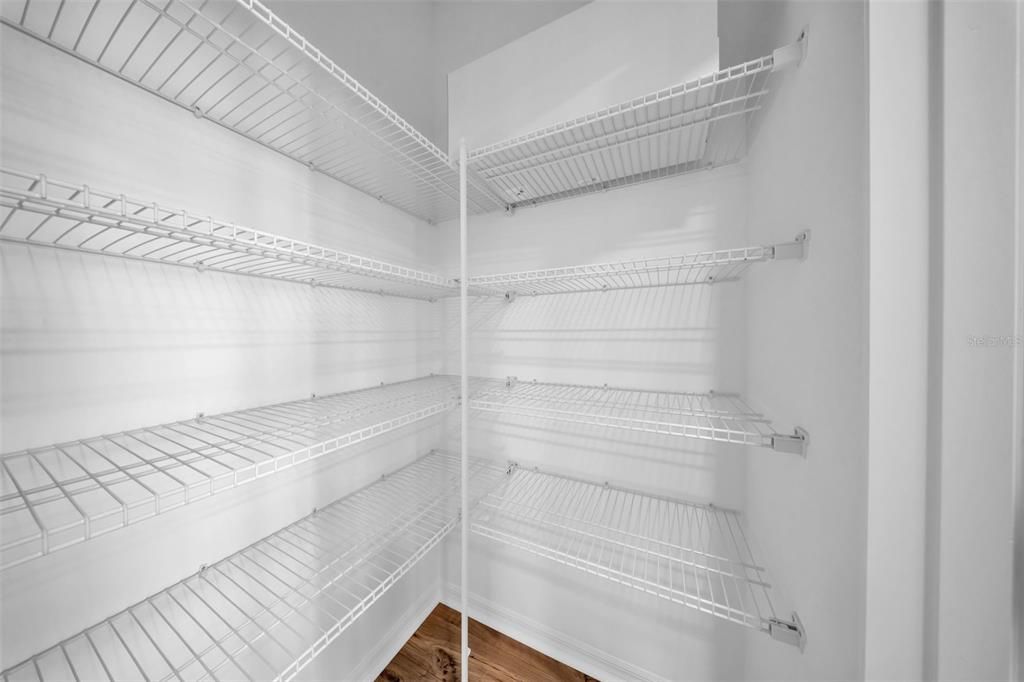 В аренду: $3,999 (5 спален, 4 ванн, 3541 Квадратных фут)