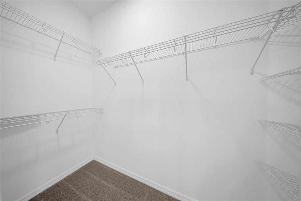 В аренду: $3,999 (5 спален, 4 ванн, 3541 Квадратных фут)