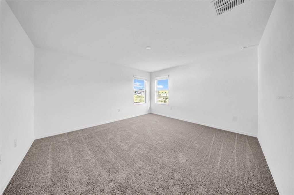 В аренду: $3,999 (5 спален, 4 ванн, 3541 Квадратных фут)