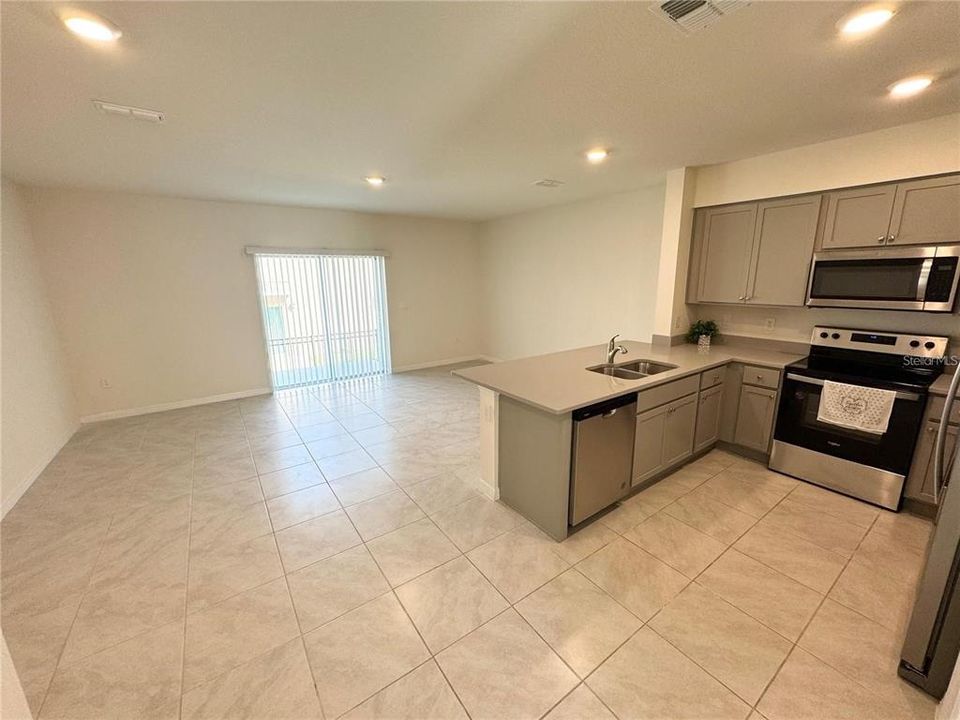 En Venta: $260,000 (3 camas, 2 baños, 1515 Pies cuadrados)