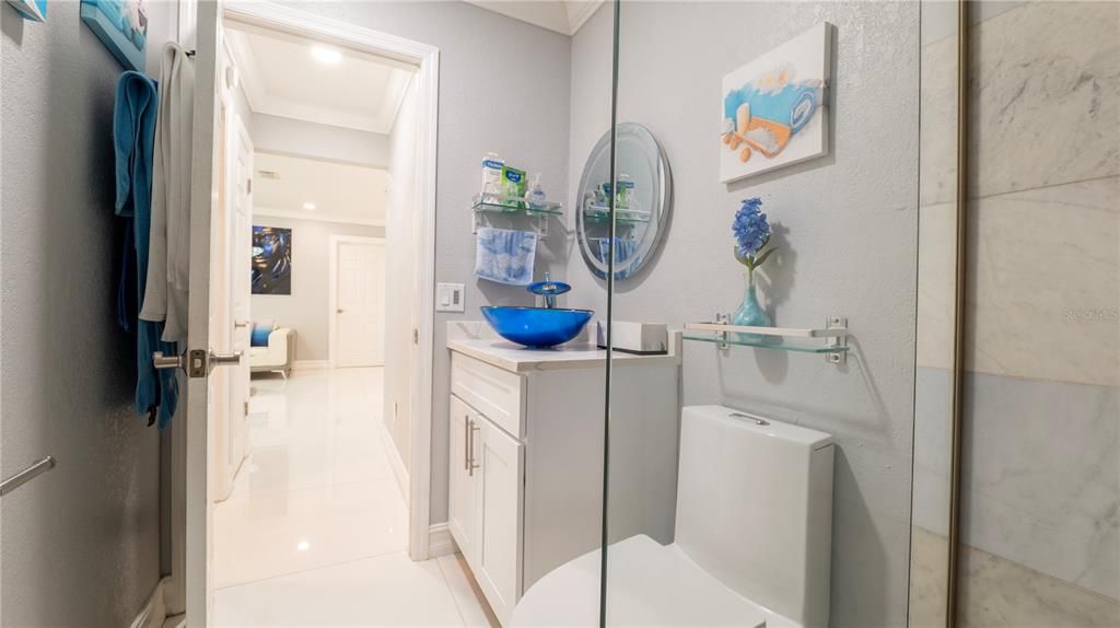 For Rent: $3,500 (3 beds, 2 baths, 1289 Square Feet)