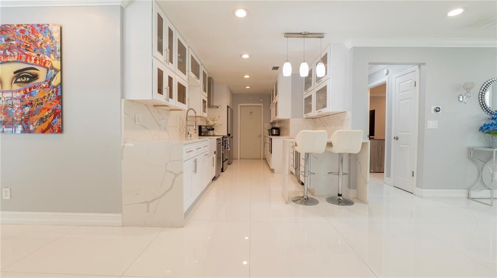 For Rent: $3,500 (3 beds, 2 baths, 1289 Square Feet)