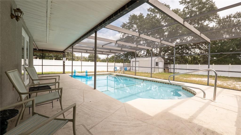 For Rent: $3,500 (3 beds, 2 baths, 1289 Square Feet)