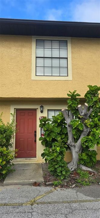 For Rent: $1,585 (2 beds, 2 baths, 1031 Square Feet)