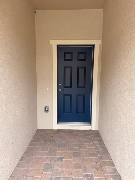 For Rent: $2,500 (3 beds, 2 baths, 1560 Square Feet)