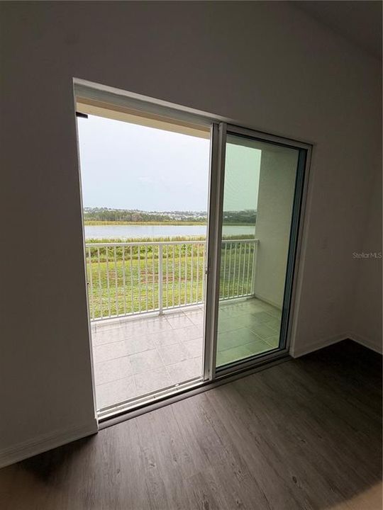 For Rent: $2,500 (3 beds, 2 baths, 1560 Square Feet)
