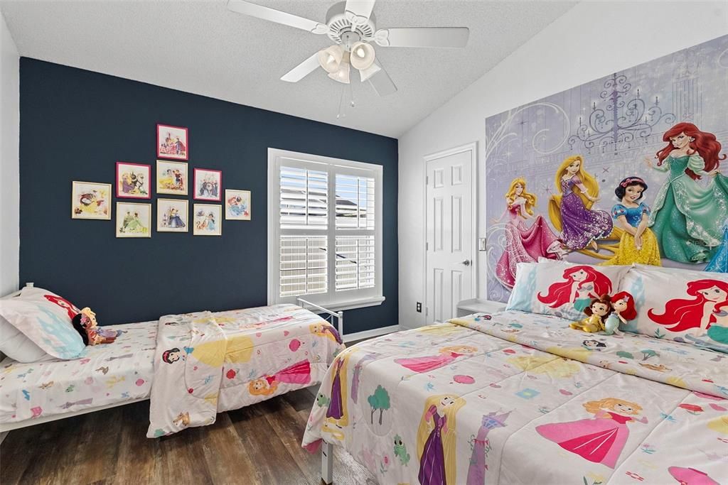 For Sale: $475,000 (4 beds, 2 baths, 2040 Square Feet)