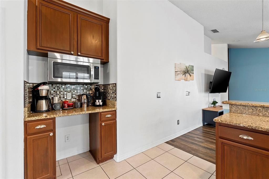 For Sale: $475,000 (4 beds, 2 baths, 2040 Square Feet)
