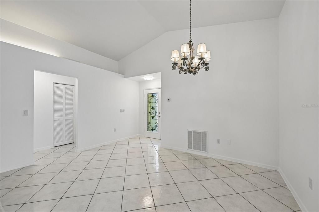 For Sale: $384,900 (3 beds, 2 baths, 1350 Square Feet)