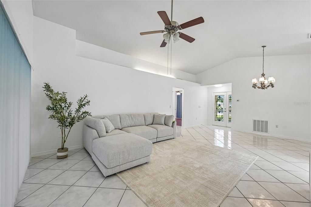 For Sale: $384,900 (3 beds, 2 baths, 1350 Square Feet)