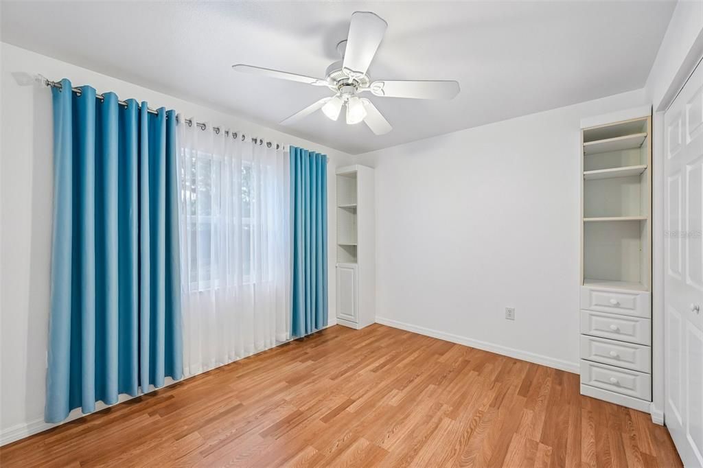 For Sale: $384,900 (3 beds, 2 baths, 1350 Square Feet)