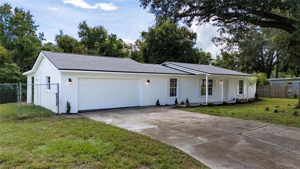 For Sale: $339,000 (3 beds, 2 baths, 1816 Square Feet)