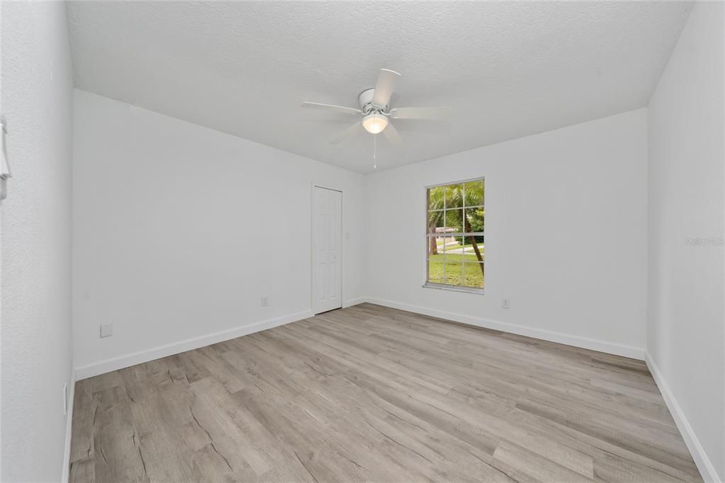 For Sale: $339,000 (3 beds, 2 baths, 1816 Square Feet)