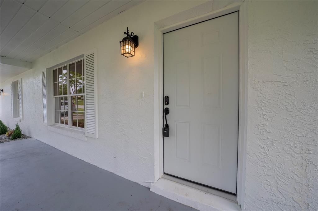 For Sale: $339,000 (3 beds, 2 baths, 1816 Square Feet)
