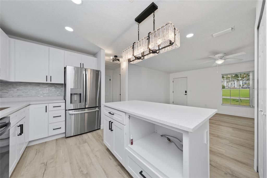 For Sale: $339,000 (3 beds, 2 baths, 1816 Square Feet)