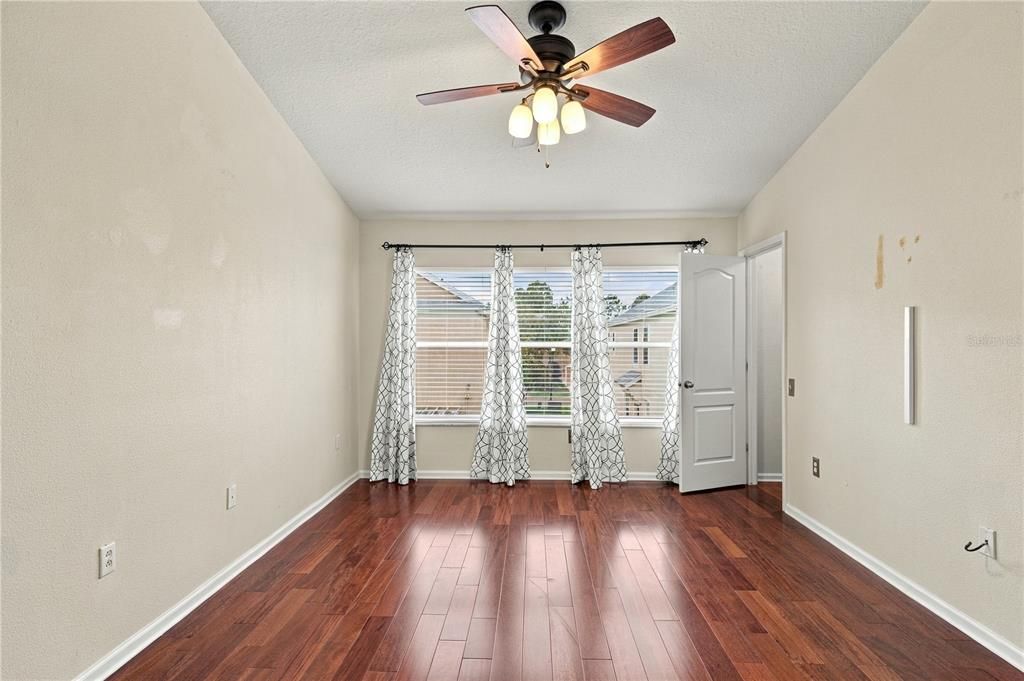 For Rent: $2,075 (3 beds, 2 baths, 1588 Square Feet)