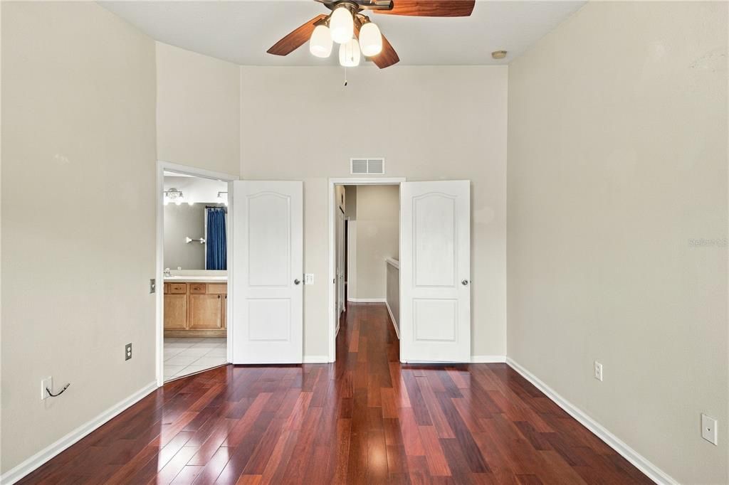 For Rent: $2,075 (3 beds, 2 baths, 1588 Square Feet)