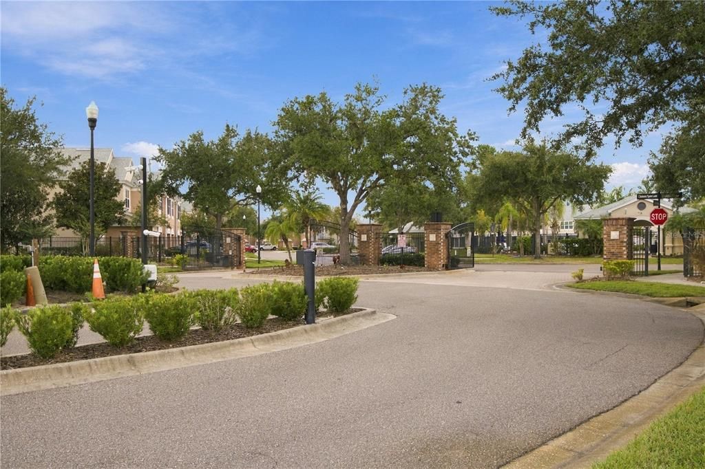 For Rent: $2,075 (3 beds, 2 baths, 1588 Square Feet)