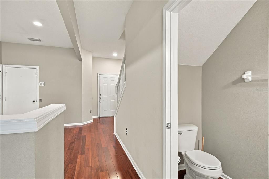 For Rent: $2,075 (3 beds, 2 baths, 1588 Square Feet)