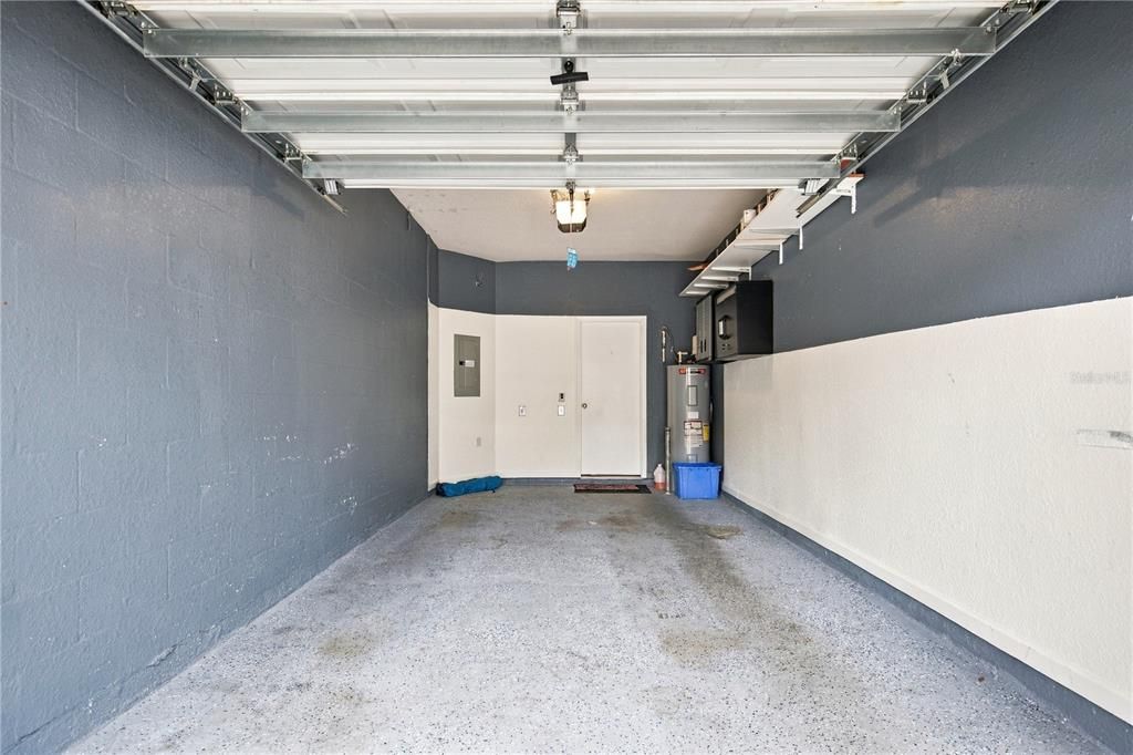 For Rent: $2,075 (3 beds, 2 baths, 1588 Square Feet)