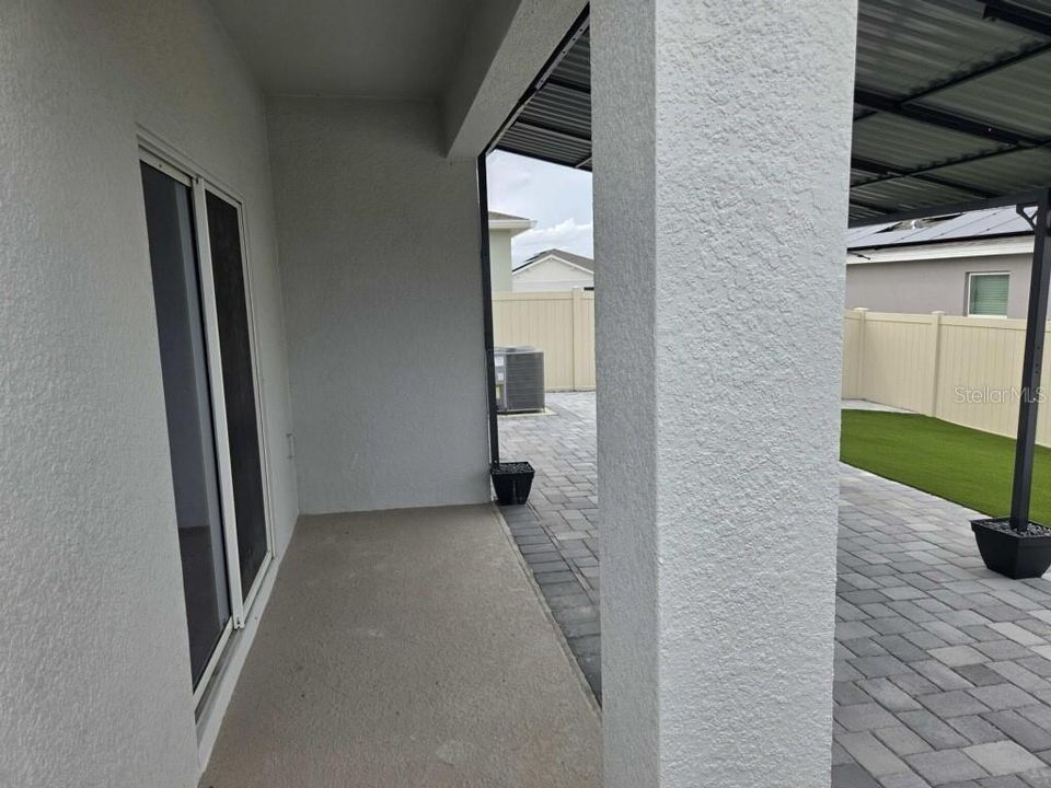 For Sale: $315,000 (3 beds, 2 baths, 1414 Square Feet)