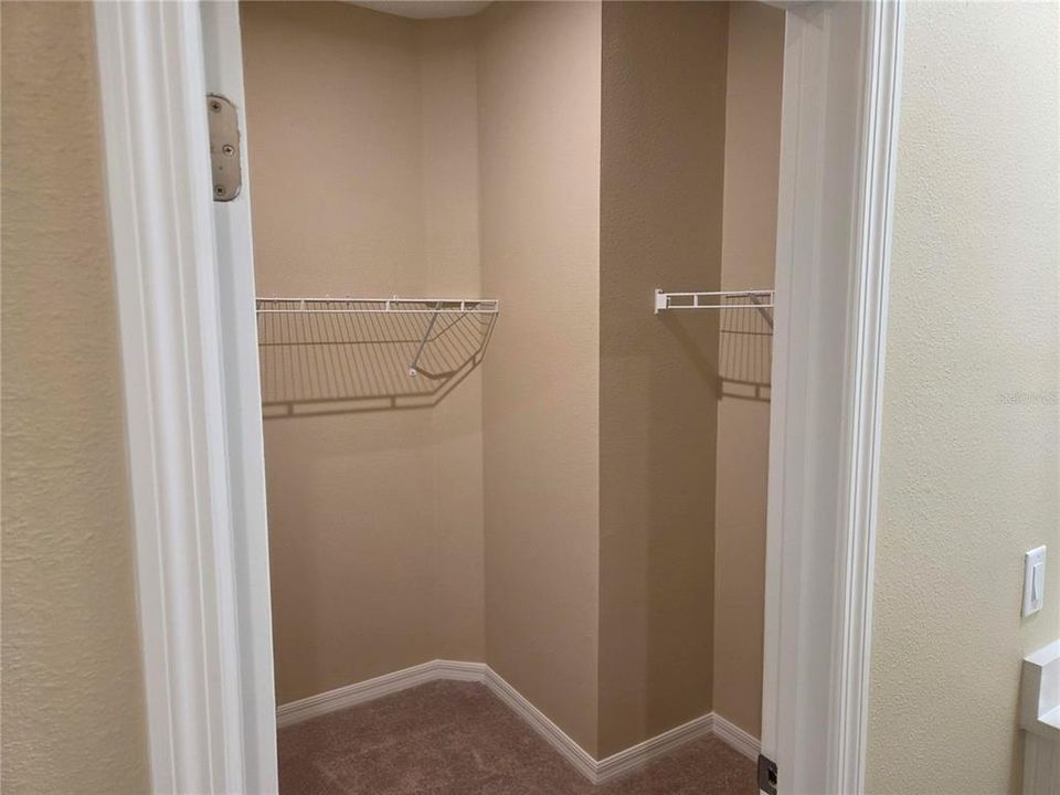 For Sale: $315,000 (3 beds, 2 baths, 1414 Square Feet)