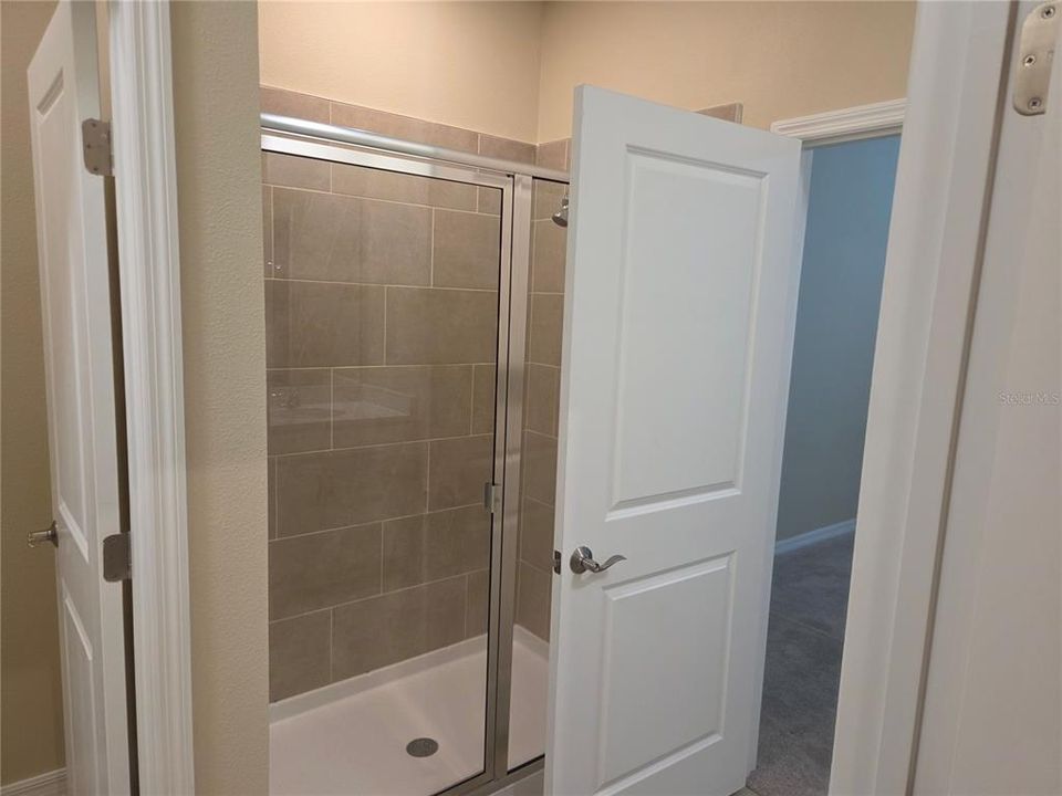 For Sale: $315,000 (3 beds, 2 baths, 1414 Square Feet)