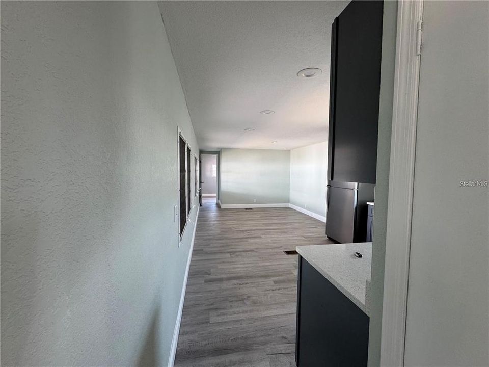 For Rent: $1,200 (2 beds, 2 baths, 672 Square Feet)