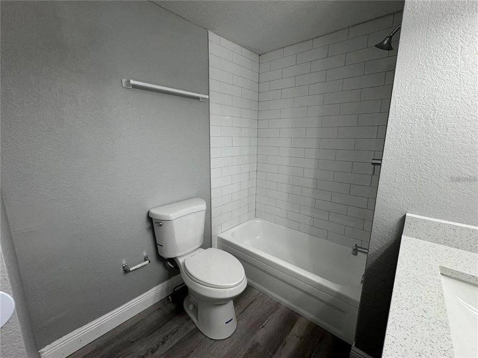 For Rent: $1,200 (2 beds, 2 baths, 672 Square Feet)