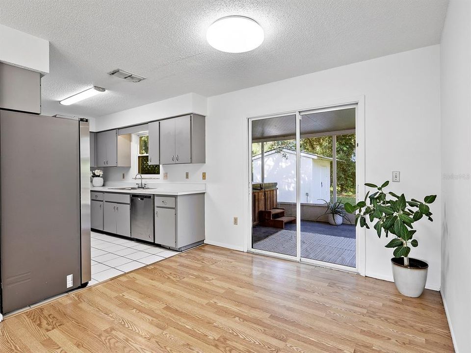 For Sale: $345,000 (3 beds, 2 baths, 1480 Square Feet)