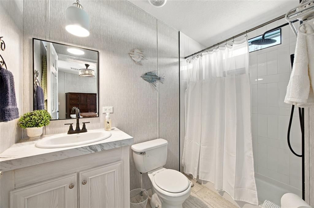 For Sale: $269,900 (2 beds, 2 baths, 1080 Square Feet)