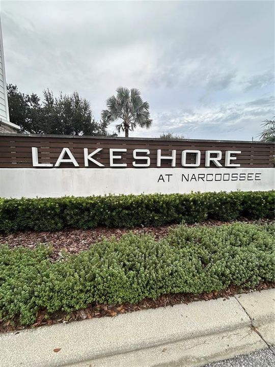 For Rent: $2,400 (4 beds, 3 baths, 1825 Square Feet)