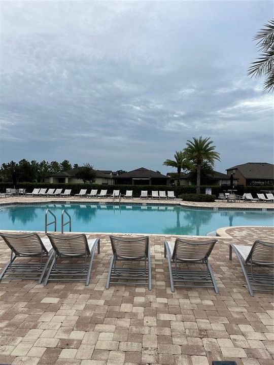 For Rent: $2,400 (4 beds, 3 baths, 1825 Square Feet)