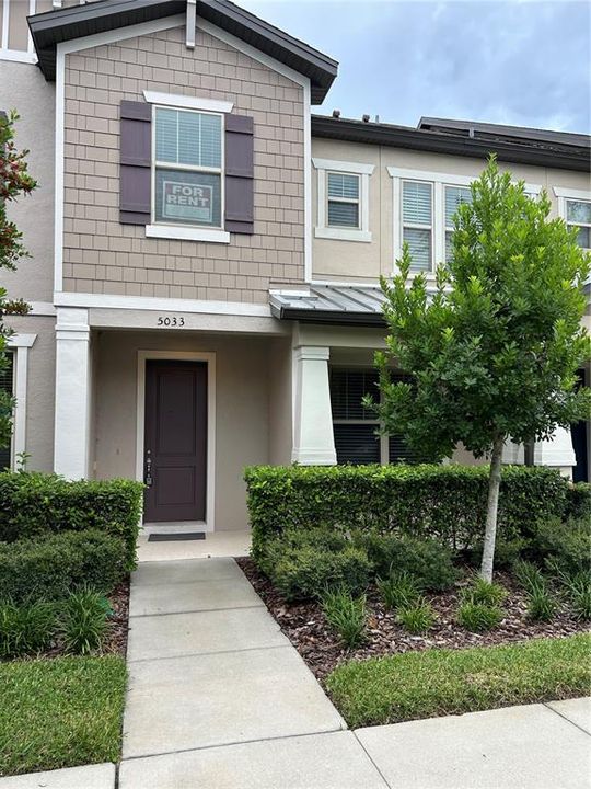 For Rent: $2,400 (4 beds, 3 baths, 1825 Square Feet)