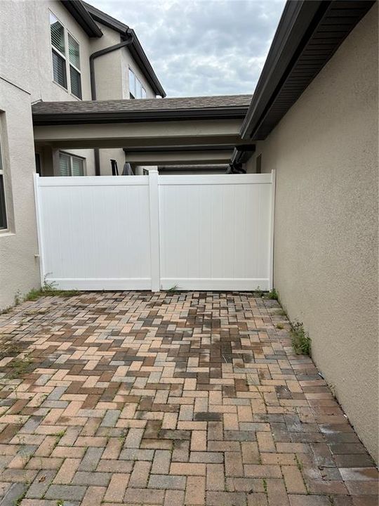 For Rent: $2,400 (4 beds, 3 baths, 1825 Square Feet)