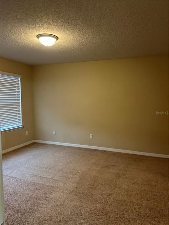 For Rent: $2,400 (4 beds, 3 baths, 1825 Square Feet)