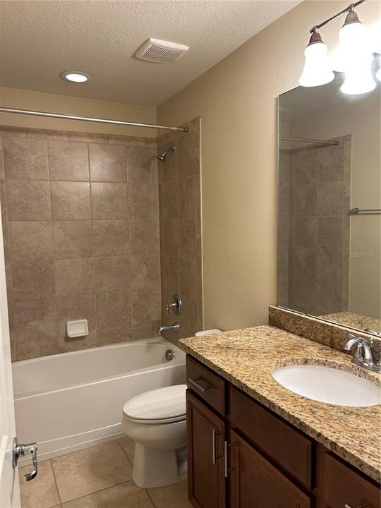 For Rent: $2,400 (4 beds, 3 baths, 1825 Square Feet)