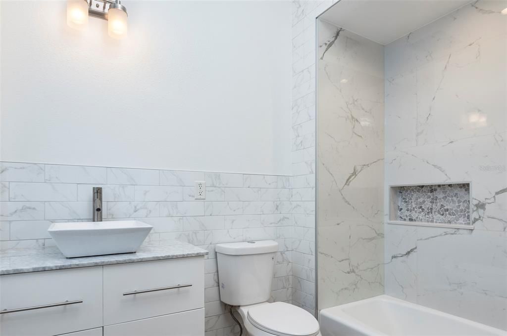 For Rent: $4,500 (2 beds, 2 baths, 1458 Square Feet)