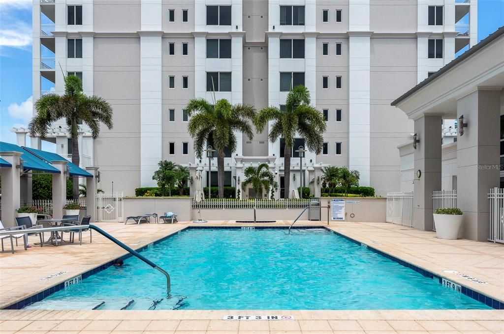 For Rent: $4,500 (2 beds, 2 baths, 1458 Square Feet)