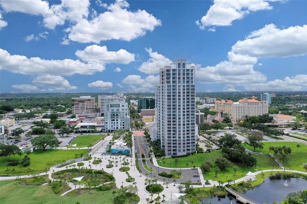 For Rent: $4,500 (2 beds, 2 baths, 1458 Square Feet)