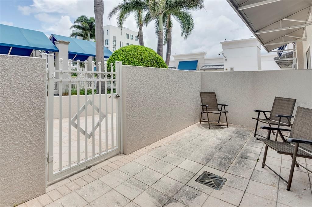 For Rent: $4,500 (2 beds, 2 baths, 1458 Square Feet)