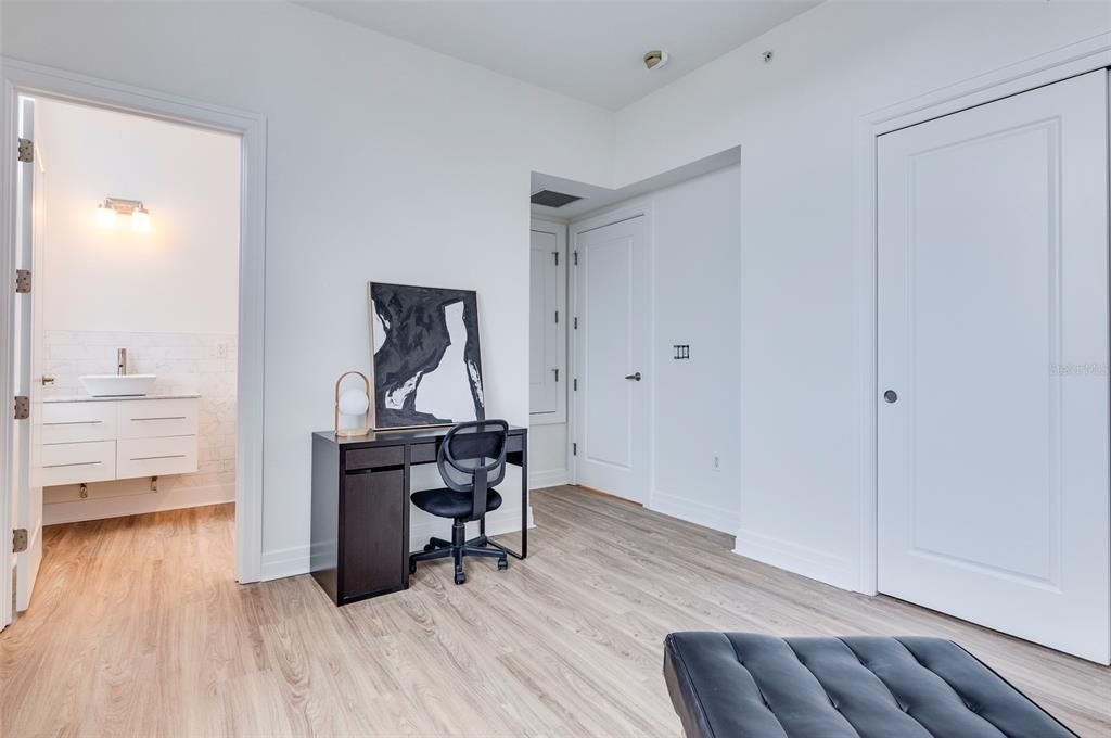 For Rent: $4,500 (2 beds, 2 baths, 1458 Square Feet)
