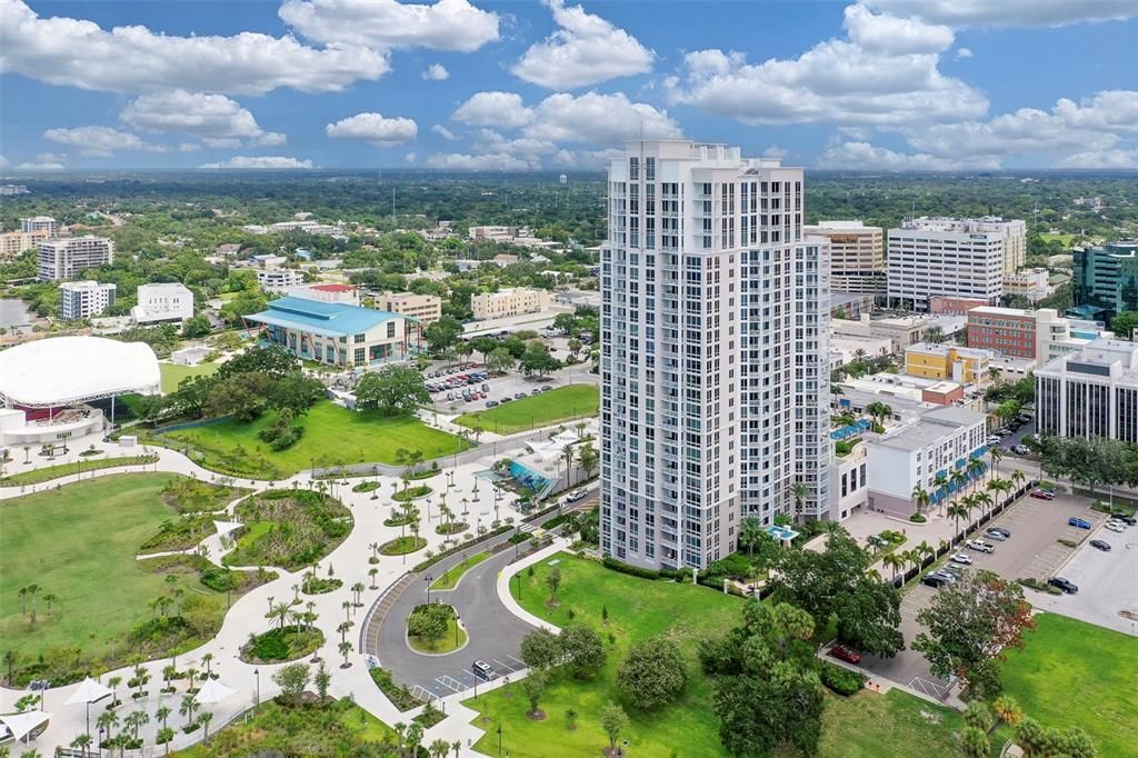 For Rent: $4,500 (2 beds, 2 baths, 1458 Square Feet)