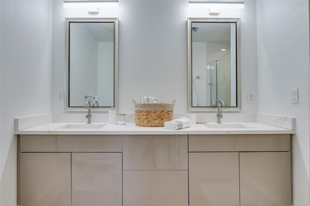 For Rent: $4,500 (2 beds, 2 baths, 1458 Square Feet)