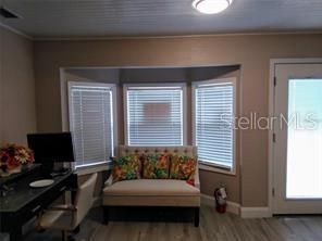 For Rent: $2,450 (3 beds, 1 baths, 1345 Square Feet)