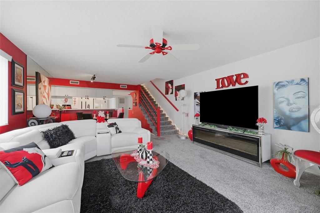 For Sale: $469,900 (3 beds, 4 baths, 2174 Square Feet)