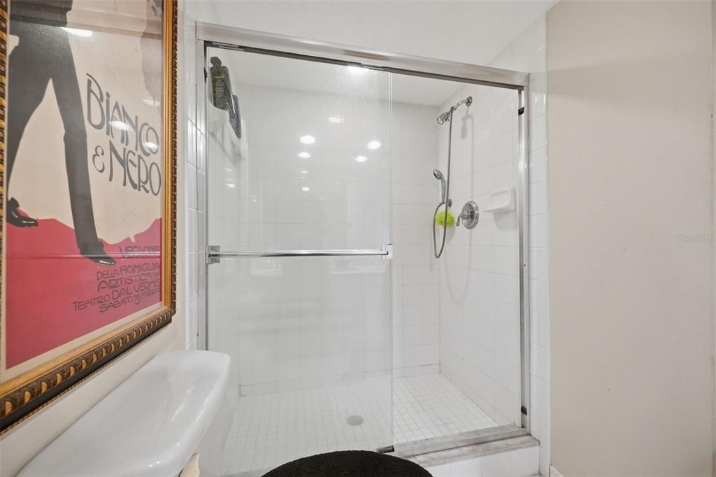 For Sale: $469,900 (3 beds, 4 baths, 2174 Square Feet)