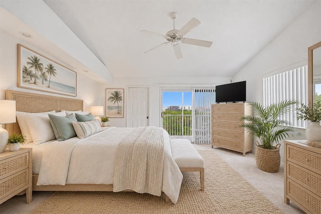 For Sale: $469,900 (3 beds, 4 baths, 2174 Square Feet)