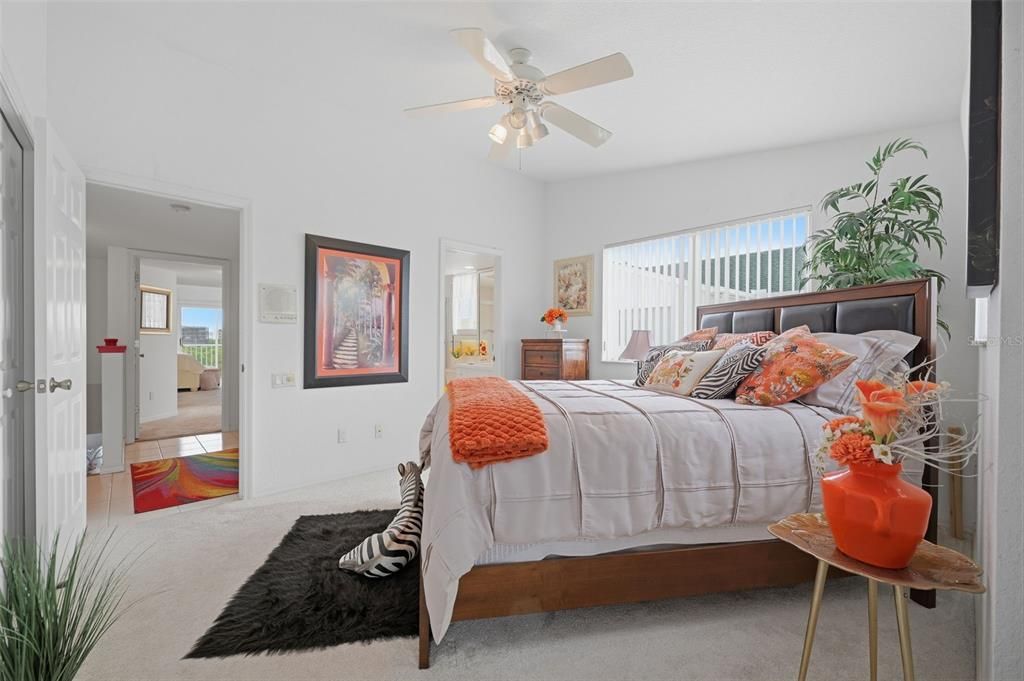 For Sale: $469,900 (3 beds, 4 baths, 2174 Square Feet)