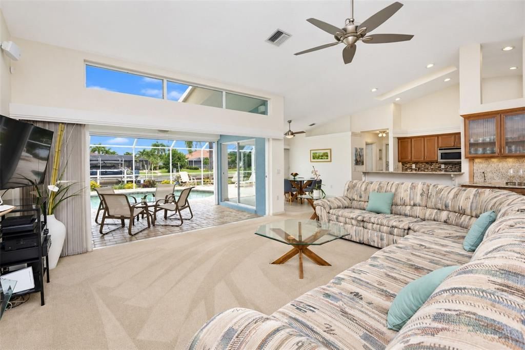 Activo con contrato: $609,900 (3 camas, 2 baños, 1859 Pies cuadrados)